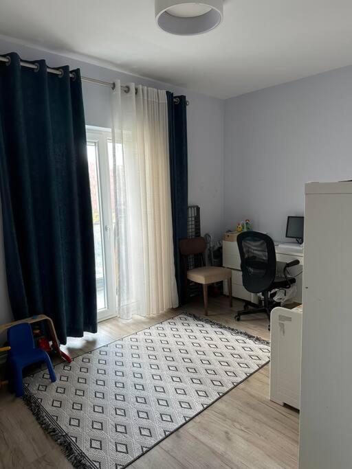 Family Friendly 2 Bedroom Apartment Eden Gardens Tirana City Center Экстерьер фото