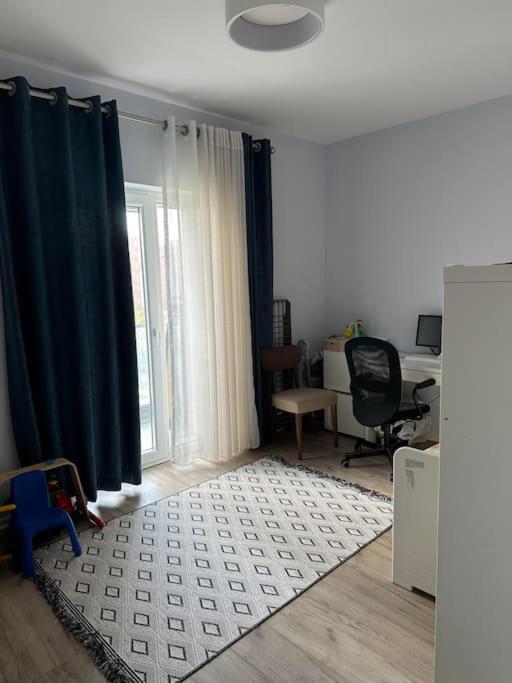 Family Friendly 2 Bedroom Apartment Eden Gardens Tirana City Center Экстерьер фото